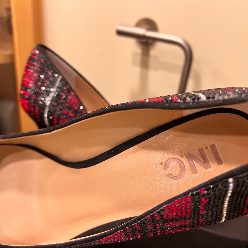 INC International Concepts Women's Red and Black Plaid Heels